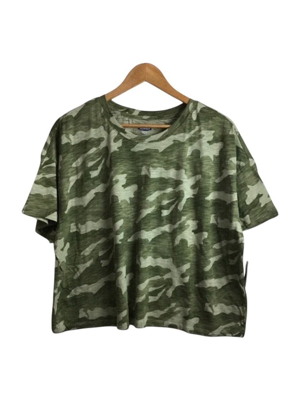Free with purchase of 2 jeans!  Nwt camo crop top t-shirt in XL
